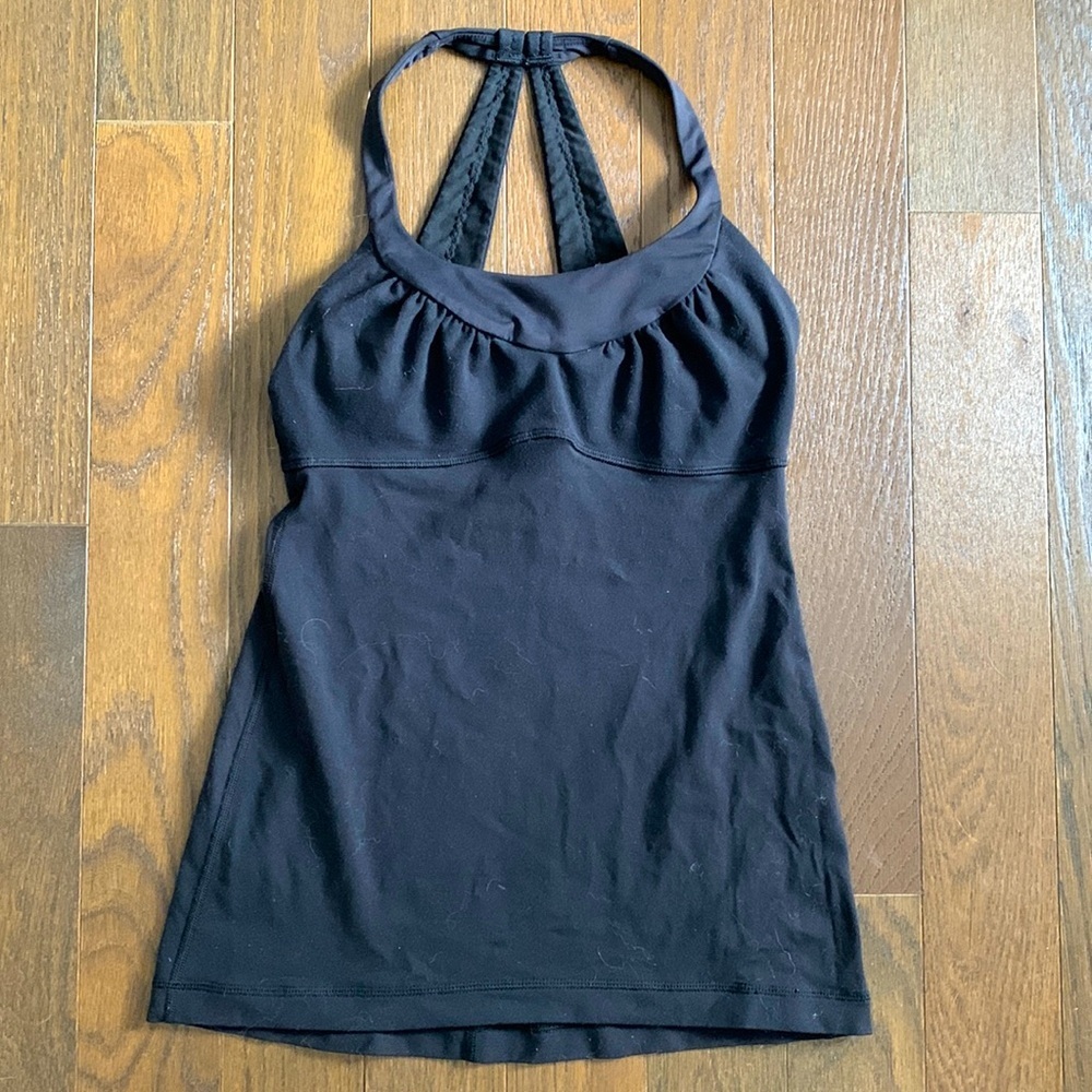 Lululemon black tank top size 4